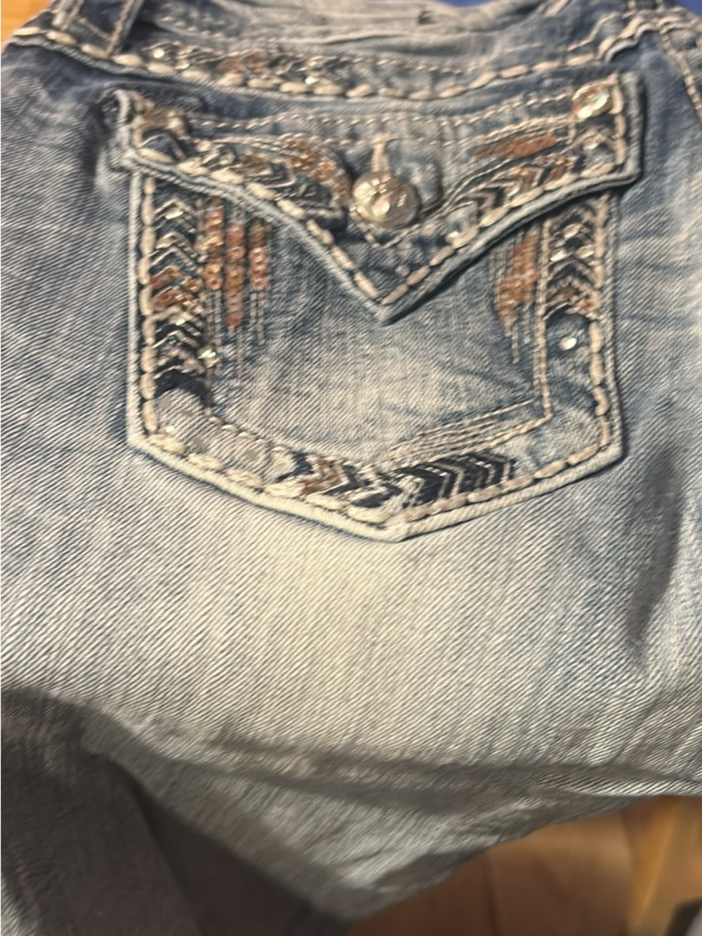 Miss Me Light Wash Skinny Jeans with Embroidered Pocket